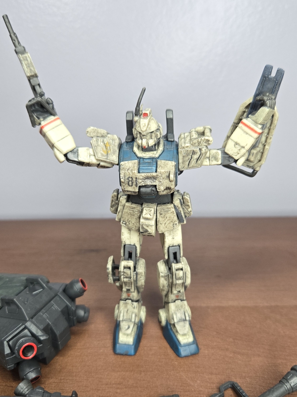 Vintage 2003 Bandai MSIA Gundam Ez8 Battle Scarred Action Figure Incomplete